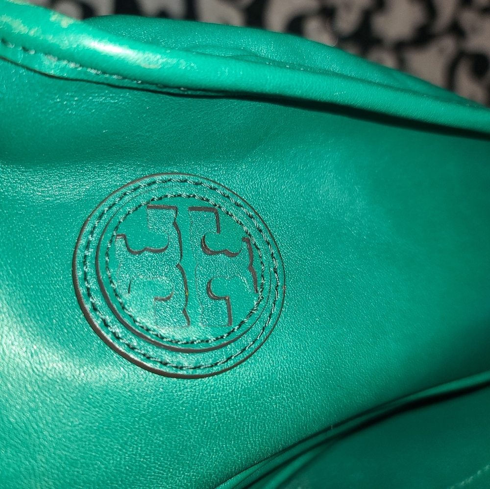 -Green Tory Burch purse vintage and gorgeous - Picture 6 of 10